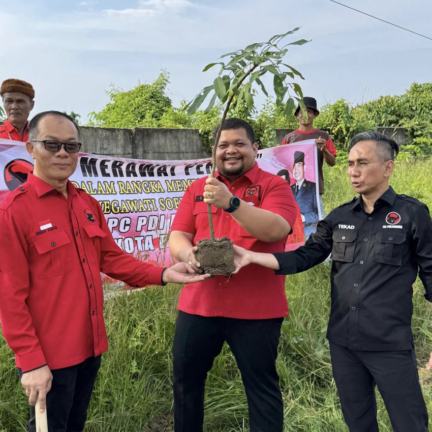 Rayakan HUT Ke-79 Megawati Soekarnoputri, DPC PDIP Pekanbaru Gelar Aksi Merawat Pertiwi: Tanam Pohon Hingga Tebar Benih Ikan