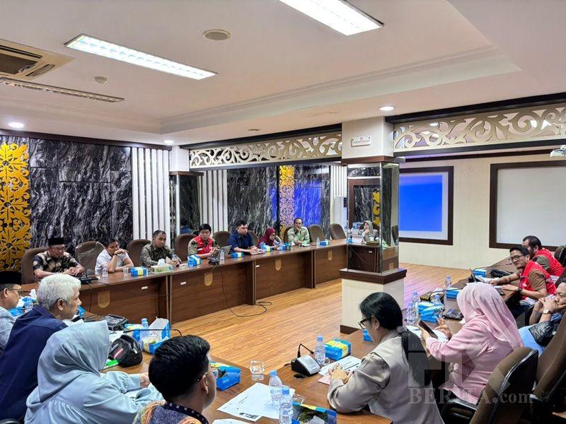 Komisi II DPRD Pekanbaru Panggil Pertamina Usai Kelangkaan BBM, Panic Buying Jadi Penyebab Antrean Panjang di SPBU